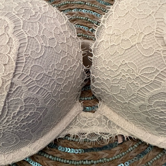 Victoria Secret Dream Angels Lace Push Up Bra- 34D - Picture 7 of 14